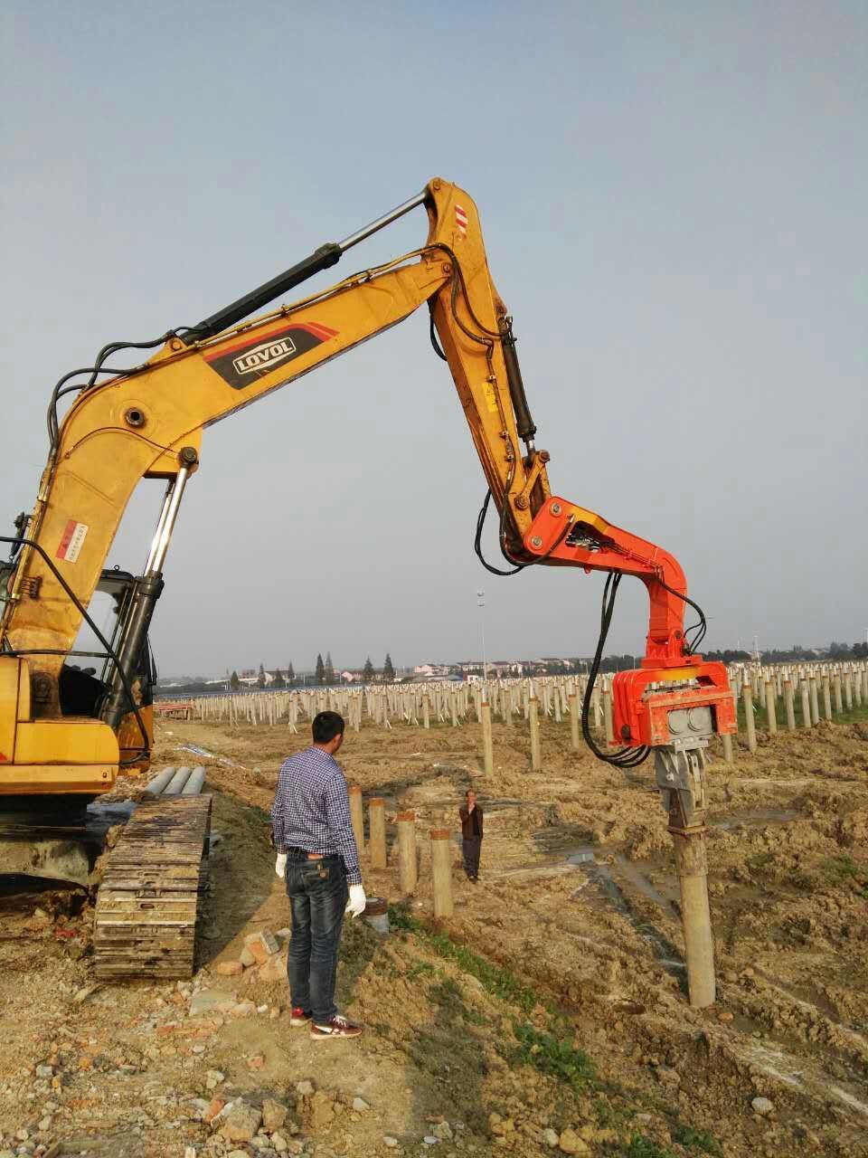 光伏發(fā)電水泥管樁施工 光伏建設(shè)
